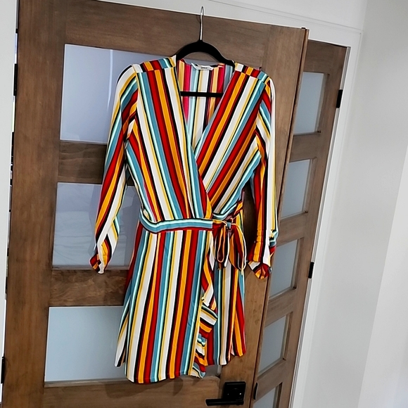 Dress - Picture 1 of 3